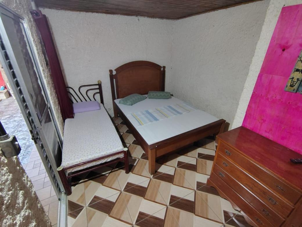 Hostel Canto Da Praia Sao Sebastiao - Proximo Ao Enrocamento Caraguatatuba Chambre photo